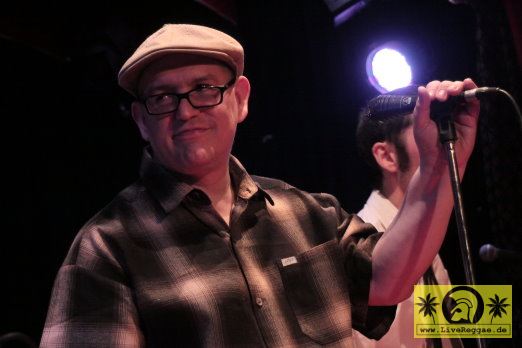 King Hammond (UK) with Bobby Sixkiller - Easter Ska Jam - Noels Ballroom, Leipzig 30. Maerz 2013 (20).JPG